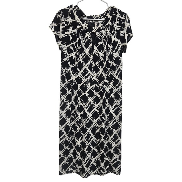karin stevens Dresses & Skirts - Karin Stevens Black White Abstract Geometric Print Short Sleeve Midi Dress 10
